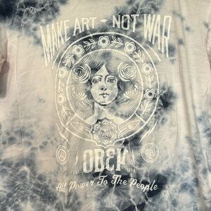 Obey Make Art Not War Tee